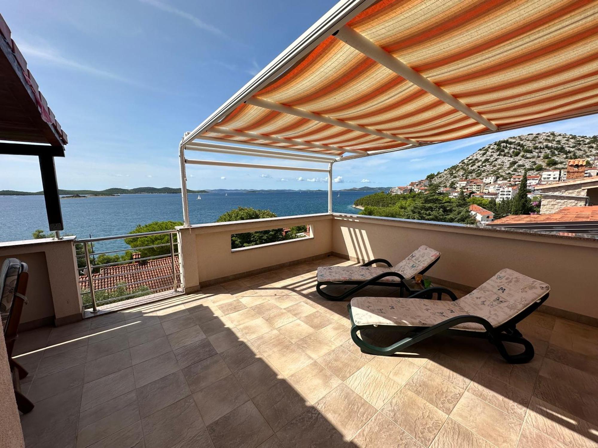 Apartment Mona 1, Fantastischer Meerblick Drage Exterior foto